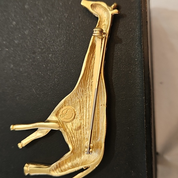 CS Marked GIRAFFE Vintage Brooch Matte Brushed Gold Gem Eye Marked - Picture 4 of 5